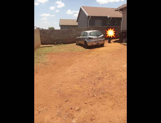 2 BEDROOM HOUSE FOR SALE IN LENASIA